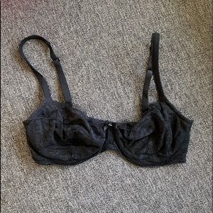 VS Black Lace Bra 34DD
